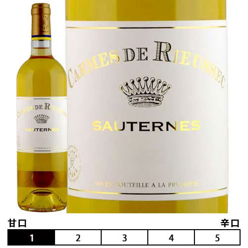 Information ラフィット・ロートシルトのドメーヌ・バロン・ド・ロートシルト所有のシャトー・リューセックのセカンド。ソーテルヌの銘醸、シャトー・リューセックのセカンド・ワイン。貴腐ブドウを使った気品溢れる甘口ワイン。洗練された味わいが口の中で大きく広がります。 生産地 フランス ボルドー ソーテルヌ地区 商品名 カルム・ド・リューセック 作り手 シャトー・リューセック 格付・認証 A.O.C. ソーテルヌ 生産年 2020年 色・タイプ 白・貴腐ワイン 内容量 750ml 本数 1本 味わい 甘口 ブドウ品種 セミヨン 82%/ソーヴィニヨン・ブラン 16%/ミュスカデル 2% ガイドブック -- 飲み頃 今〜 飲み頃温度 8℃〜10℃ 推奨保存環境 温度=8℃〜12℃、湿度=70％〜75％ 備考 においが強いものと一緒にせず、振動は避けるように保管して下さい。ソーテルヌおよびバルサック格付け第一級シャトー・リューセックのセカンドワインカルム・ド・リューセック シャトー・リューセックの歴史として18世紀、ランゴン市のカルメル会修道院修道士がドメーヌ・ド・リューセックの所有権を持っていました。その後、フランス革命によってドメーヌ所有権は没収され、1790年頃、「国有資産」として競売にかけられ、それを購入したのが、当時レオニャンのシャトー・ラ・ルーヴィエールを所有していたマレイヤック氏でした。 1855年の格付け制定時は、メイヌ氏がシャトーの所有権を持っています。テロワールの品質の高さが認められ、シャトー・リューセックは、ソーテルヌおよびバルサック格付け第一級に認定されます。その後、幾度か所有者が変わります。シャルル・クレパン（1870年頃）、ポール・デフォリ（1892年）、バニル氏（1907年）、ガスクトン家（サンテステフ地区シャトー・カロン・セギュールの所有者）。戦時中はP.F.ベリー（ブーゼ子爵の義兄弟でアメリカ市民）、バラルスク氏（1957年）、そして最後にアルベール・ヴュイエール（1971年）が経営権を取っていた時代へと続きます。 その後1984年、ドメーヌ・バロン・ド・ロートシルト（ラフィット家）がシャトー・リューセックを購入します。当時の面積は、68ヘクタールのブドウ畑を含むトータル110ヘクタールでした。シャトー・リューセックの畑のポテンシャルを最大限に引き出すため、入念にブドウ粒を収穫する工程を整備し、樽内での醗酵を行なうことでグラン・ヴァンのブレンドを行なう際に、より研ぎ澄まされた精度の高いセレクションが可能になりました。 2004年度「今年のワイン」に選出 1989年には、樽育成期間が長期化するに従って、新たに育成庫が必要とされ新設します。より厳格に選別を行なった結果、1990年代のグラン・ヴァンの生産量は激減します。1993年には品質が十分ではないと言う理由でグラン・ヴァンの生産は行っていないほどです。1977年および2012年も同様の措置が取られグラン・ヴァンの生産は行っていません。 工程初期の厳格なセレクションが、1988年、1989年、1990年の3大ヴィンテージを生み出します。また、1995年から2005年までの10年間は実に輝かしいヴィンテージが続き、その努力は戴冠の域に達します。1996年、1997年、1999年、2001年、2003年、2005年…これらのヴィンテージに関しては、時を忘れた長期熟成が期待出来そうです。2001年産のシャトー・リューセックは、『ワイン・スペクテーター』誌の2004年度「今年のワイン」に選出されました。 厳選されたブドウから造られる、グラン・ヴァン シャトー・リューセックのブドウ畑は、ファルグ村とソーテルヌ村の境界に広がり、シャトー・ディケムに隣接しています。リューセックは、ソーテルヌ・バルサックにおける最大級ワイナリーで、砂礫質土壌上に93ヘクタールの作付面積を誇ります。 ブドウのブレンド比率はソーテルヌを代表する品種セミヨン（92％）を主要品種とし、ソーヴィニヨン（6％）とミュスカデル（2％）をブレンドします。生産方法は、ソーテルヌの伝統的製法で、ブドウの成熟状態およびボトリティス・シネレア菌（貴腐菌）の繁殖状態を確認しながら、継続的に収穫作業を行います。9月から11月の期間、6〜8 週間かけて進めていきます。 そもそも少量収穫である上に、自然条件の影響を直に受けるため、収量は大変変動的であり、メドックではブドウ樹1株からボトル1本分のワイン生産と通常と言われますが、シャトー・リューセックでは1株からグラス1杯ほどしか作られません。 ブドウは区画ごとに収穫され、選別した状態で樽に詰め醗酵は樽内で行ないます。こうすることにより、グラン・ヴァンを構成する品質を有しているか否か、醗酵後、厳格に判定出来るのです。グラン・ヴァン精選のため、各樽に関して数回に及ぶテイスティングが実施されます。 生産量の少ない貴重な貴腐ワイン 醸造庫は、ファルグ村に広がるシャトー・リューセックのブドウ畑中心にあります。各ヴィンテージは、DBRグループの樽工房（La Tonnellerie des Domaines）で作られたオーク樽内で育成します。樽の半数は毎年新しい物へと変わります。樽育成期間はヴィンテージによって異なり、16ヵ月から26ヵ月で、その間定期的にスーティラージュ（澱引き）を行ないます。出来上がったワインはシャトー敷地内でボトリングしています。 ヴィンテージによってかなり異なりますが、シャトー・リューセックおよびカルム・ド・リューセックの生産量は、平均すると年1万2000ケース程度です。また、辛口白ワイン「R・ド・リューセック」も限定量ですが生産されています。