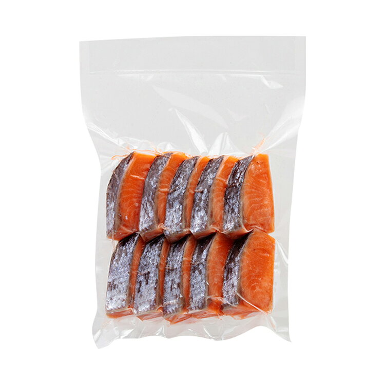 チリ産の脂ののった銀鮭を食塩で味付けしました。お弁当にもちょうどよい40gにカットしています。●内容量400g（約40g×10切）●商品サイズ（cm）幅約30×奥行約20.5×高さ約8.5●原材料銀鮭（チリ産・養殖）、食塩●成分（100gあたり）エネルギー：185kcal、たんぱく質：19.3g、脂質：12.6g、炭水化物：0.3g、食塩相当量：1.6g※推定値●アレルギー物質さけ●保存方法要冷凍（-18℃以下）●原産国日本※沖縄・離島配送不可本商品はメーカーより直接お届けするため、ご注文後のキャンセル・返品・内容変更は承れません。（検索用：鮭 お弁当用 切落し 簡単 便利 朝ごはん おひるごはん 焼き鮭 ）最強翌日配送対象商品に関するご案内 最強翌日配送対象商品・対象地域に該当する場合は最強翌日配送マークがご注文カゴ近くに表示されます。 最強翌日配送可能なお支払方法は【クレジットカード、代金引換、全額ポイント支払い】のみとなります。 下記の場合は最強翌日配送対象外となります。 ・15点以上ご購入いただいた場合 ・時間指定がある場合 ・ご注文時備考欄にご記入がある場合 ・決済処理にお時間を頂戴する場合 ・郵便番号や住所に誤りがある場合 ・最強翌日配送対象外の商品とご一緒にご注文いただいた場合 ・お届け先住所文字数が40文字以上の場合