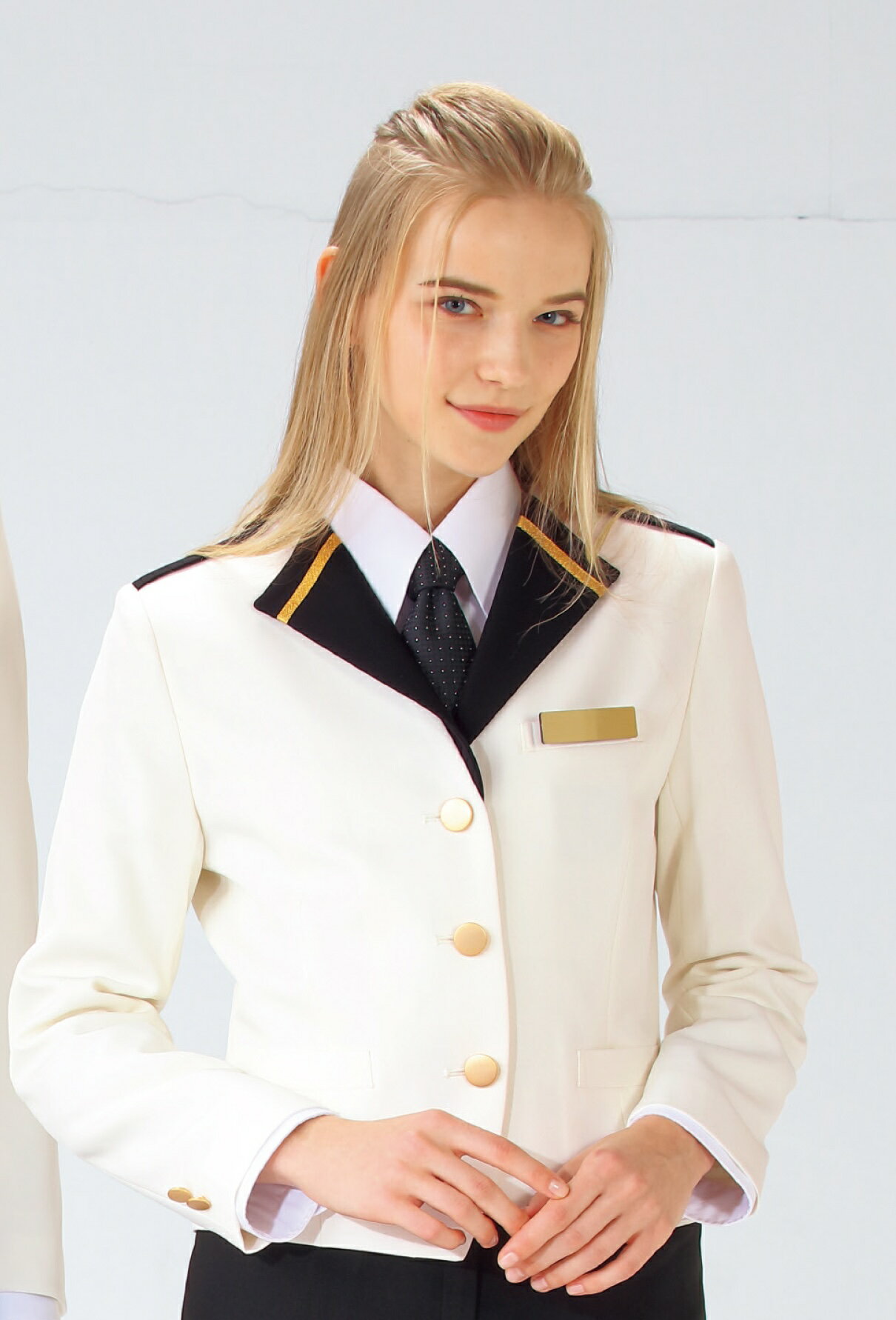 7070レディスカラーブレザー　カラージャケット　スリム体　ホテルマン　受付用制服　ドアボーイ　吹奏..