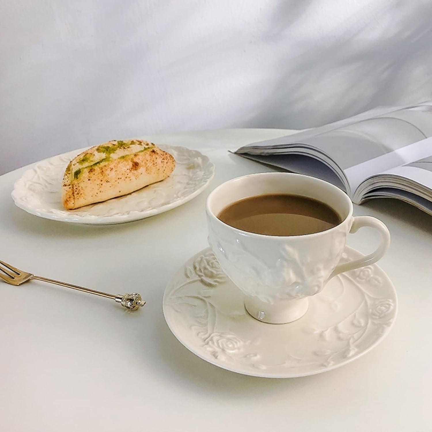 レトロ 浮き彫り セラミック コーヒーカップ＆ソーサー 1客セット 来客用 家庭用 ギフト お茶 コーヒー..