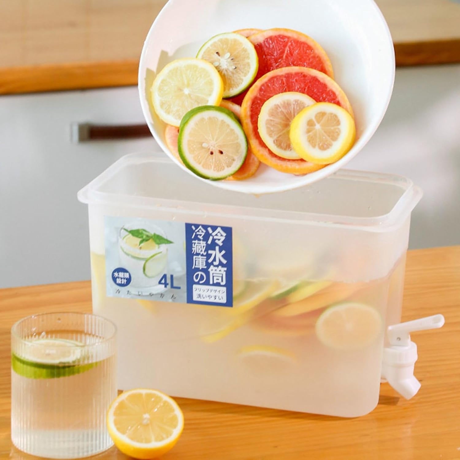 大容量 4L 麦茶ポット 冷蔵庫ポット ピッチャー 冷水筒 蛇口付き 透明 耐熱 広口 洗いやすい 漏れない 蓋付き ウオーターサーバー お茶 麦茶 飲料水バケット 25*13.7*16.6cm 3