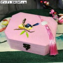 木製ジュエリーボックス 天然木 刺繍 花柄 アンティーク レディース用 ジュエリーケース 小物収納 便利 持ち運び 機能的 耐久性 耐湿 遮光 プレゼント 母の...