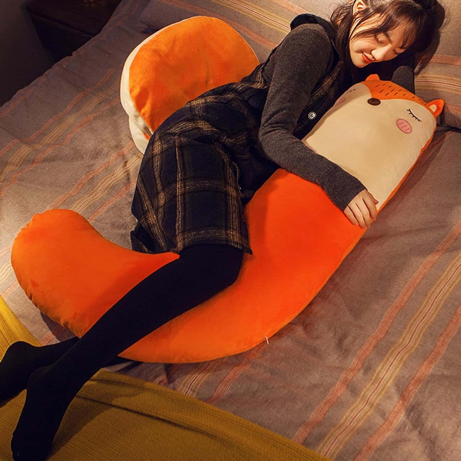 J字型抱き枕 マタニティ 妊娠 授乳クッション 肘置き 足置き 苺 フルーツ柄 低反発ロング 腰枕 背もたれ 安眠グッズ 体圧分散 多機能 母の日ギフト