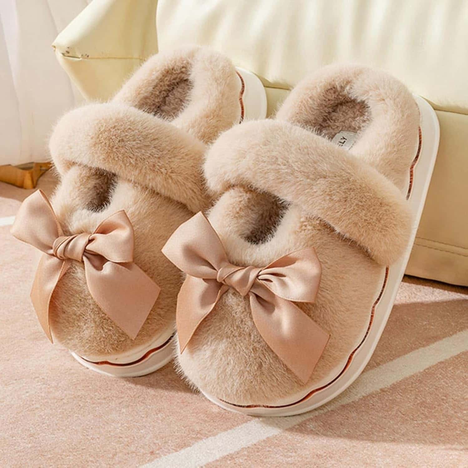 レディース スリッパ ルームシューズ ファースリッパ ローカット 室内用 可愛い モフモフ サイレント ..
