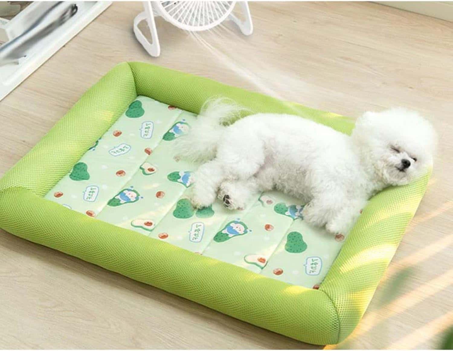 Rakuten - 犬用猫用ベッド クール ペットクッション 夏用 涼しいペットベッド 滑りにくい 暑さ対策 小動物 防水 中型犬用 ペットソファー