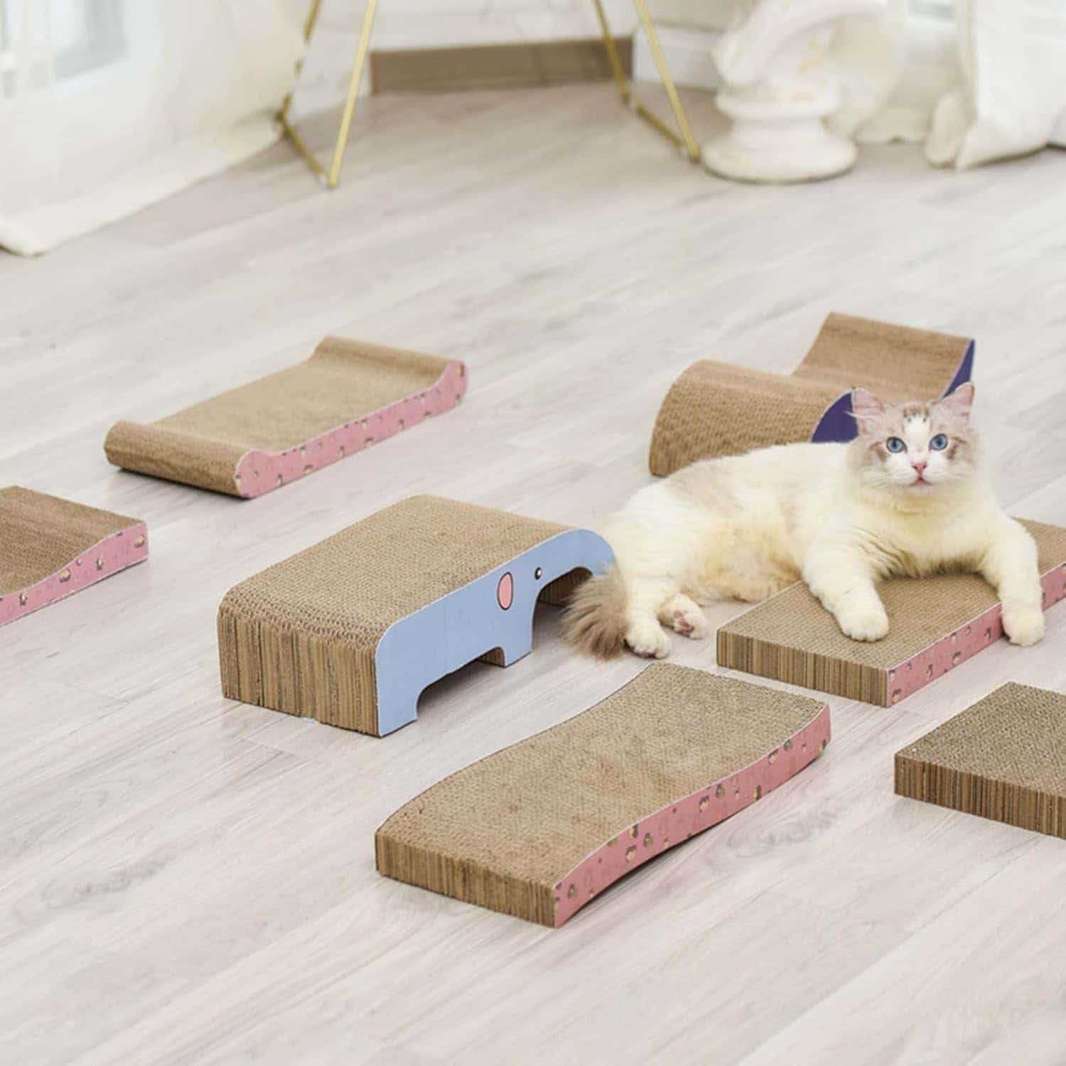 Rakuten - 魚の外観 猫爪とぎソファー 縦置き 横置き 高密度 キャットタワー 壁や家具の保護 ストレス解消 知育玩具 ブルー