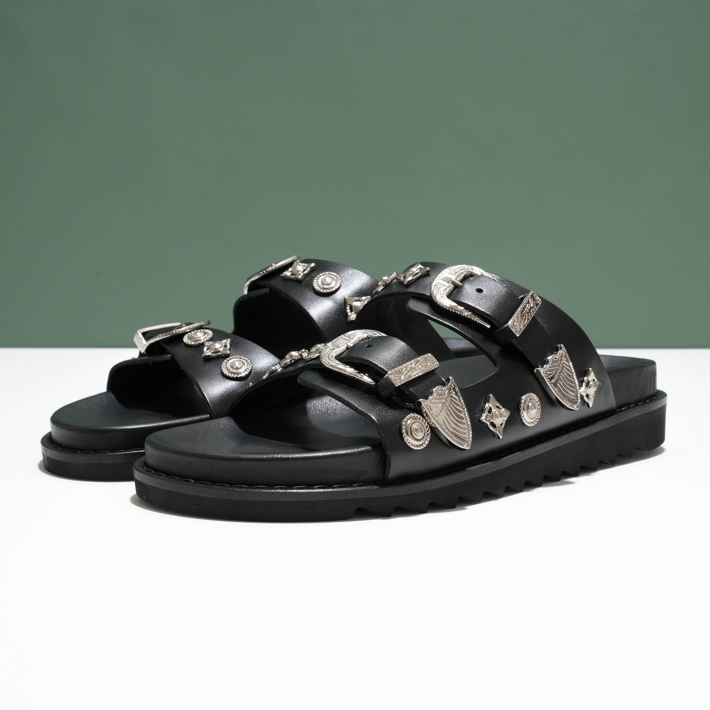 TOGA VIRILIS BUCKLE SANDALS トーガビリリース レザーサンダル メタル ブラック 黒 メンズ 男性