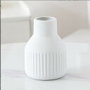 花瓶 白 一輪挿し花瓶陶器 フラワーベース fukuka 陶器 花器花入ホワイト白い かびん 北欧 セラミック おしゃれ 生け花 インテリア 家の装飾かびん小さ...