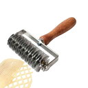 JIKANNOYA メッシュローラー パイ ステンレス パイ生地ローラー パイ生地カッター パイ生地 ピケローラー パイ pizza dough roller sheet ピザカッター パン作り道具 木製ハンドル 耐久性 初心者