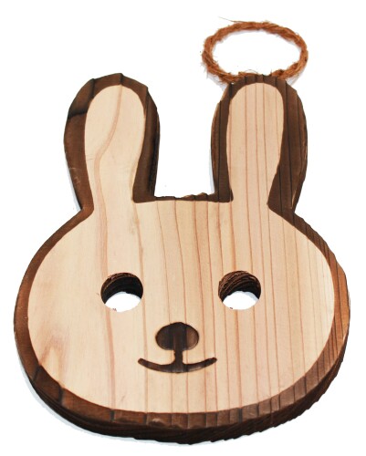 萬洋 焼杉 鍋敷き うさぎ 14.5×19cm 34118