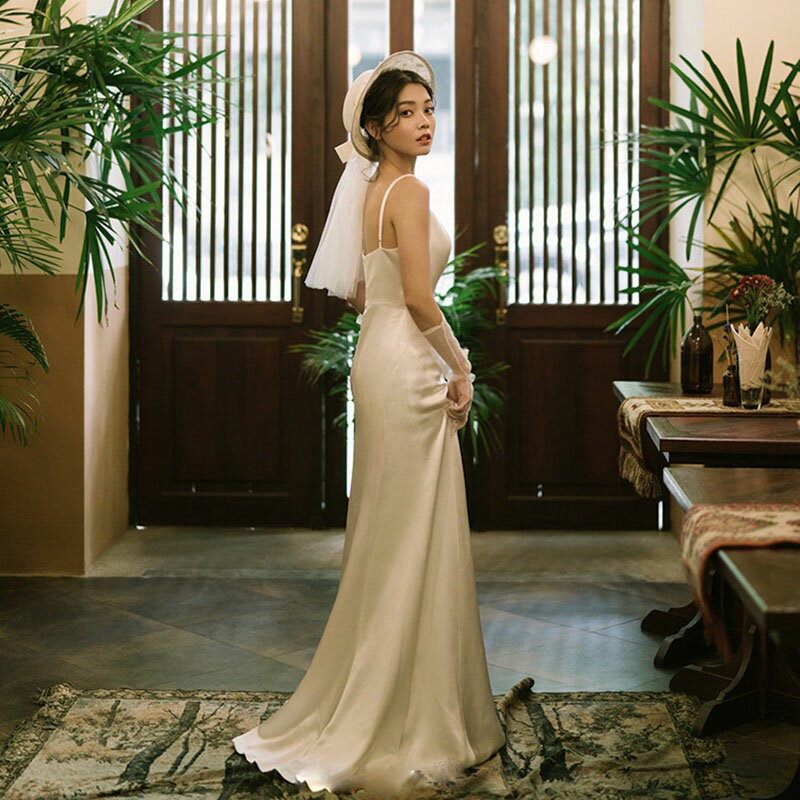 ウェディングドレス 花嫁 ロングドレス 結婚式 吊りスカート 高級感 前撮り 海外挙式ドレス 袖なし Aラインドレス 披露宴 ファスナー パーティードレス シンプ 着痩せ ブライダル wedding dress ビーチフォト 食事会 撮影 大きいサイズ オーダーメイドも可能