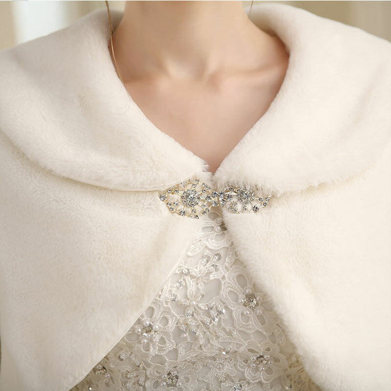 ウェディングショール ファーボレロ ウェディングボレロ 秋冬 ブライダル 花嫁小物 結婚式 二次会 披露宴 肩掛け ケープ オフホワイト 結婚式ジャケット 上品