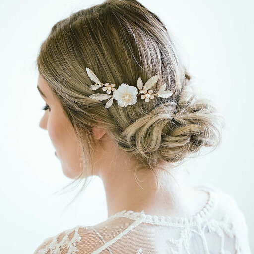 ウェディングヘッドドレス ビジュー 花 フラワー ヘアコーム 結婚式 髪飾り 前撮り 二次会 発表会 演奏会 ブライダル パーティー 花嫁小物 披露宴 着物 ウエディングヘアアクセサリー 結婚式アクセサリー ヘッドアクセ 和装 卒業式 成人式 海外挙式 後撮り ゴールド ウェディングヘッドドレス ビジュー 花 フラワー ヘアコーム 結婚式 髪飾り 前撮り 二次会 発表会 演奏会 ブライダル パーティー 花嫁小物 披露宴 着物 ウエディングヘアアクセサリー 結婚式アクセサリー ヘッドアクセ 和装 卒業式 成人式 海外挙式 後撮り ゴールド