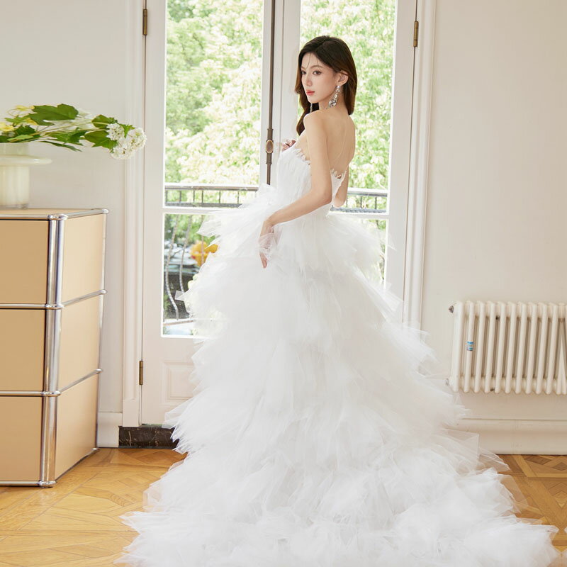 ウェディングドレス ウエディングドレス 前短後長ドレス ロングドレス 二次会 結婚式 前撮り ブライダル 花嫁 トレーン フリル パーティードレス ビスチェ 海外挙式 フォトウェディング オフホワイト wedding dress チュール ふわふわ 小さいサイズ 大きいサイズ