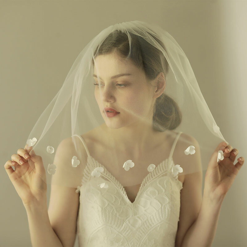 ウエディングベール ウェディングベール フラワー 花 ショートベール ミニベール ブライダル 結婚式 二次会 披露宴 花嫁 海外挙式 前撮り ヘッドドレス ヘアアクセサリー ヴェール ベイル ヴェイル ヘッドアクセサリー 花嫁小物 結婚パーティー オフホワイト