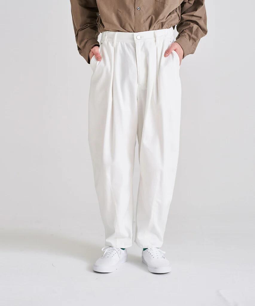 yPOINT2{zyDISCOVERED fBXJo[hzBALOON DENIM PANTSbWHITE(fj/pc/{gX/24SS)