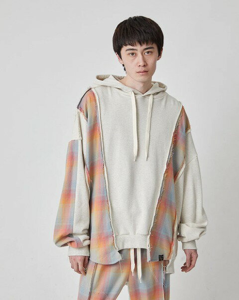 【POINT2倍】【DISCOVEREDディスカバード】P MIX WIDE SWEAT PARKA(2色)(パーカー/OUTER/アウター/MEN'S/メンズ/2024AW)のサムネイル