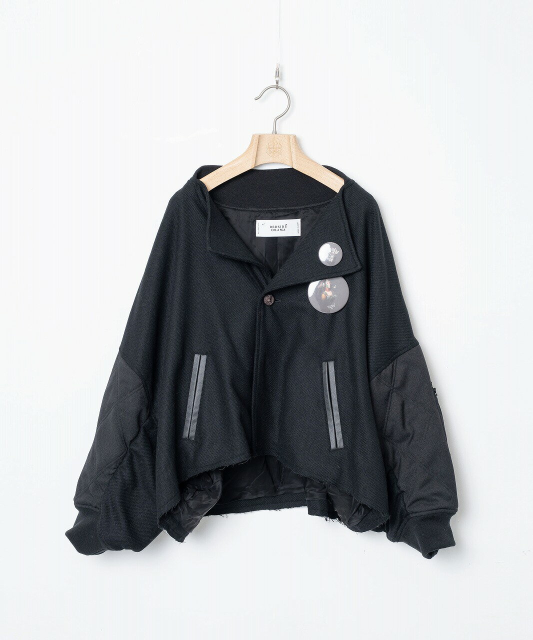 Rakuten - 【POINT3倍】【26AW 先行受注】【BEDSIDEDRAMAベッドサイドドラマ】Dreamin' Mix Poncho Short Coat (BSD26AW-02) (2色）(/lady's/レディース/UNISEX/ユニセックス/26AW
