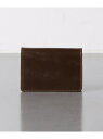 UNITED ARROWS（ユナイテッドアローズ）＜BEORMA＞ GUSSETED CARD CASE/カードケースビジネスシーンで活躍する名刺入れシンプルなデザインながらクラシックな印象の名刺入れ。3室ポケットで名刺の受け渡しがスムーズにできます。堅牢なイングリッシュブライドルレザーは、耐久性に優れた重厚な素材が特徴です。ビジネスシーンには必要不可欠なアイテム。ご自身用はもちろん、プレゼントにもおすすめのアイテムです。メーカー品番：S0039※ブライドルレザー製品にはなめしの際に革にしみこませたワックスが表面にしみ出てきているブルームと呼ばれる白い粉状のものが現れますが、商品の品質に影響を与えるものではございません。こちらは柔らかい布で磨くか、ブラッシングして頂くことで革の中に戻ります。オンライン店舗でご購入頂いた商品は、本物のブライドルレザーの証であるブルームを取らずに出荷させて頂きますのであらかじめご了承下さい。＜BEORMA(ベオーマ)＞WHITEHOUSECOXの伝統を継承するブランド。ベオーマの創業者であるアレックス・シンプソンはホワイトハウスコックスが2022年末に工場を閉鎖した際・そこで長い間働いていた職人の中でも生産の要となった25人以上の熟練のスタッフを集め・新たに工場を設立したブランドです。革への大きな情熱は元ホワイトハウスコックスの職人達の技術と融合し・ベオーマ製品に強く反映されています。イングリッシュブライドルレザーやビンテージブライドルレザーをはじめ・厳選された高品質なベジタブルタンニングレザーを使用し・美しい『ハンドメイドインイングランド』のベルトやメッシュベルト・革小物・ラゲッジなどを製造しています。ブランドの名称は・3世紀頃にバーミンガムの起源となった小さな村「ベオーマ」が由来です。革の生産や馬具・革小物の製造において長い歴史を持つバーミンガムやウォルソールは・新しいレザーブランドを始めるには最もふさわしい場所と言えます。【注意事項】※商品を使用前に・タグ等に記載されている「取り扱い上の注意書き」・「洗濯表示」を必ずご確認ください。※商品画像は・光の当たり具合やパソコンなどの閲覧環境により・実際の色味と異なって見える場合がございます。あらかじめご了承ください。※商品の色味の目安は・商品単体の画像をご参照ください。店舗へお問い合わせの際は、全国のUNITEDARROWS各店舗まで下記の品名/品番をお申し付けください。品名：▲BEORMAVTGCARDCASE品番：13464992872型番：13464992872-25-00 JD8950【採寸】FREE：大きさ8×11.1 厚み2.2商品のサイズについて【商品詳細】-素材：牛革サイズ：FREE-※画面上と実物では多少色具合が異なって見える場合もございます。ご了承ください。商品のカラーについて 【予約商品について】 ※「先行予約販売中」「予約販売中」をご注文の際は予約商品についてをご確認ください。■重要なお知らせ※ 当店では、ギフト配送サービス及びラッピングサービスを行っておりません。ご注文者様とお届け先が違う場合でも、タグ（値札）付「納品書 兼 返品連絡票」同梱の状態でお送り致しますのでご了承ください。 ラッピング・ギフト配送について※ 2点以上ご購入の場合、全ての商品が揃い次第一括でのお届けとなります。お届け予定日の異なる商品をお買い上げの場合はご注意下さい。お急ぎの商品がございましたら分けてご購入いただきますようお願い致します。発送について ※ 買い物カートに入れるだけでは在庫確保されませんのでお早めに購入手続きをしてください。当店では在庫を複数サイトで共有しているため、同時にご注文があった場合、売切れとなってしまう事がございます。お手数ですが、ご注文後に当店からお送りする「ご注文内容の確認メール」をご確認ください。ご注文の確定について ※ Rakuten Fashionの商品ページに記載しているメーカー希望小売価格は、楽天市場「商品価格ナビ」に登録されている価格に準じています。 商品の価格についてUNITED ARROWSUNITED ARROWSの名刺入れ・カードケース財布・ポーチ・ケースご注文・お届けについて発送ガイドラッピンググッズ3,980円以上送料無料ご利用ガイド