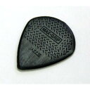 JIM DUNLOP MAXGRIP JAZZ III/BK ピック ×12枚【送料無料】 ジムダンロップ マックスグリップ ジャズ Max Grip Jazz IIIはクラシックJAZZ IIIのシェイプと最先端のマックスグリップテクノロジーの融合です。このスリップ知らずのグリップは成形にて全体に滑り止めを施す事で信じられないほどのピックコントロールを可能にし、またJAZZIIIと同様に先端のシャープさと滑らかなエッジ加工はクイックリリースを可能にしています。※こちらの商品はゆうメール、もしくはDM便（ポスト投函）にて発送いたします。ご注文受付後、通常は即日〜2営業日以内に発送させていただきます。店頭在庫欠品の場合、お取り寄せとなりますので3〜4営業日以内に発送させていただきます。メーカー欠品中やメーカー長期休みによりお取り寄せに時間がかかる場合はメールにてご連絡差し上げます。 2