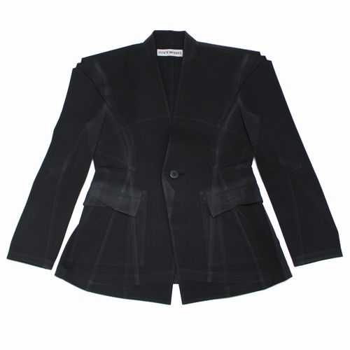 【中古】 ISSEY MIYAKE イッセイミヤケ 24SS FIXED IN TIME Jacket ジャケット 1 ブラック 【中古】 ISSEY MIYAKE イッセイミヤケ 24SS FIXED IN TIME Jacket ジャケット 1 ブラック