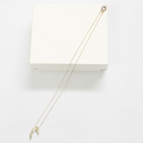 サイズ: 表記なし カラー: シルバー コンディション: Sランク 素材: SV950 コメント: neutral ニュートラル 骨の寄り添うかたち ネックレス 定価￥31900 サイズガイドはこちら ■コンディションについて■ Sランク ...