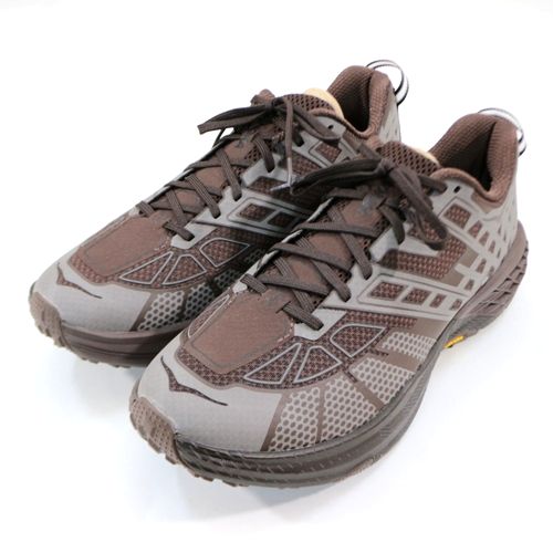 サイズ: 表記US10.5(28.5cm) カラー: ブラウン コンディション: Sランク 素材: - コメント: HOKA ホカ 日本国内限定カラー U SPEEDGOAT 2 TS スピードゴート 1171910 1171910 定価￥27500 BOX サイズガイドはこちら ■コンディションについて■ Sランク 新品同様、又は試着程度のもの。 Aランク 傷、シミ等特に見当たらず、使用感もさほどない状態の良いもの。 Bランク 多少の使用感、気にならない程度の汚れ、シミなどが若干見られるもの。 Cランク 使用感があるもの、傷、シミなどがあるが着用に問題の無い程度のもの。 Dランク 状態が悪く目立つ傷、シミなどがあるもの。 ※付属品の有無、状態、商品の丈詰めなどはコンディションに含まれていません。