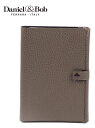【30%OFFセール】国内正規品 Daniel&Bob ダニエルアンドボブ パスポートケース シボ革 シュリンクレザー GFT097-22-192 KHAKI ...