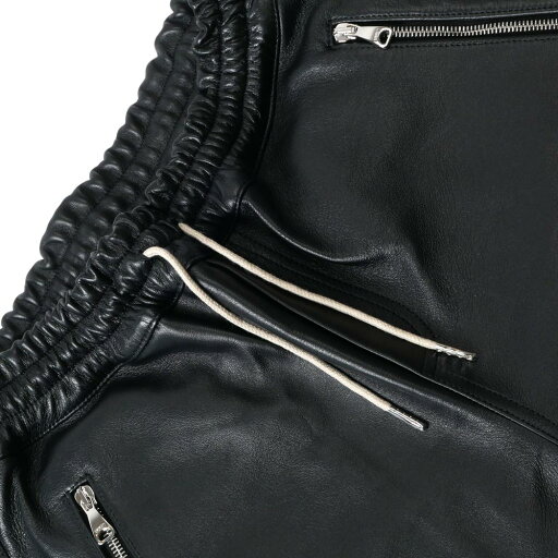 【10%OFFセール】EMMETI エンメティ H SHORTS アッカ ショートパンツ ナッパレザー 干場義雅コラボモデル 本革 ショーツ ブラック 国内正規品