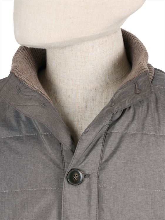 【決算セール10%OFF】【国内正規品】 Luigi Bianchi Mantova ルイジビアンキマントヴァ 中綿入り ナイロン×ウール切り替えブルゾン ジャケット 9M91919513 グレー×ベージュ L.B.M. 1911 (10-20%OFF) 【決算セール10%OFF】【国内正規品】 Luigi Bianchi Mantova ルイジビアンキマントヴァ 中綿入り ナイロン×ウール切り替えブルゾン ジャケット 9M91919513 グレー×ベージュ L.B.M. 1911 (10-20%OFF)