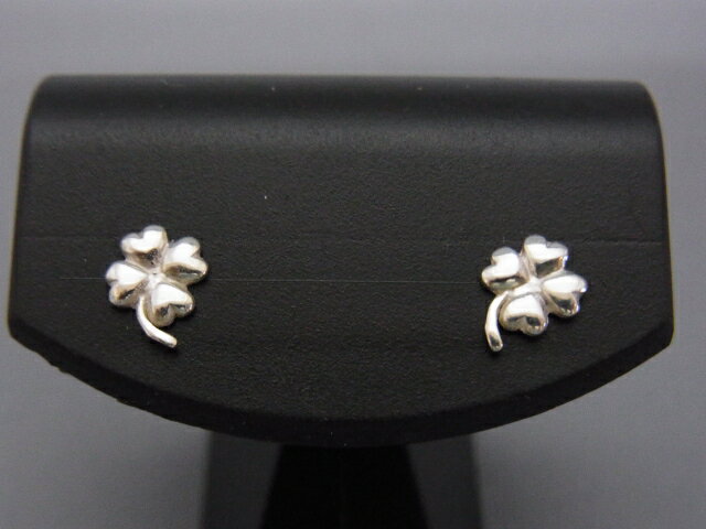 シルバー クローバー ピアス SILVER925 たて5mm×よこ5mm