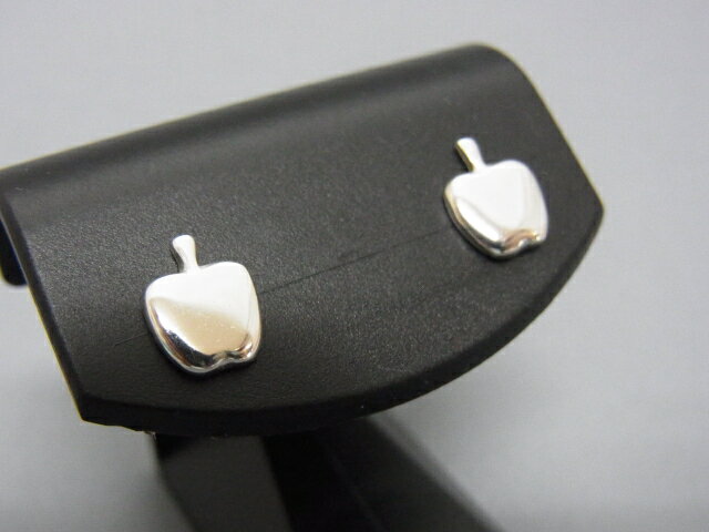 Rakuten - シルバー プチ アップル ピアス　SILVER925 たて8mm×よこ7mm