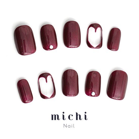 エレガントなくり抜きハートネイル michinail ネイルチップ ミチネイル ネイル つけ爪 ハンドメイドネイル ショートネイル ニュアンスネイル ブライダルネイル 成人式ネイル