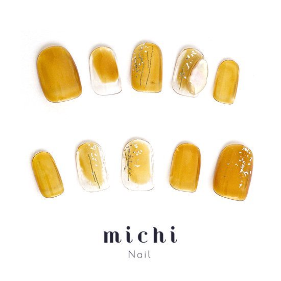 シアーなニュアンスシェルネイル michinail ネイルチップ ミチネイル ネイル つけ爪 ハンドメイドネイル ショートネイル ニュアンスネイル ブライダルネイル 成人式ネイル
