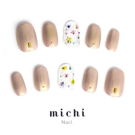 パールピンクの押し花ネイル michinail ネイルチップ ミチネイル ネイル つけ爪 ハンドメイドネイル ショートネイル ニュアンスネイル ブライダルネイル 成人式ネイル