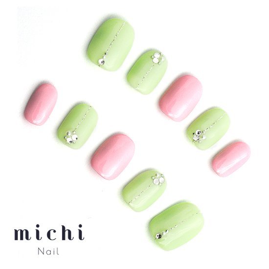 パステルグリーン×ピンクの上品ネイル michinail ネイルチップ ミチネイル ネイル つけ爪 ハンドメイドネイル ショートネイル ニュアンスネイル ブライダルネイル 成人式ネイル