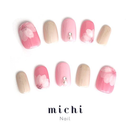 ピンクのたらしこみフラワーネイル michinail ネイルチップ ミチネイル ネイル つけ爪 ハンドメイドネイル ショートネイル ニュアンスネイル ブライダルネイル 成人式ネイル