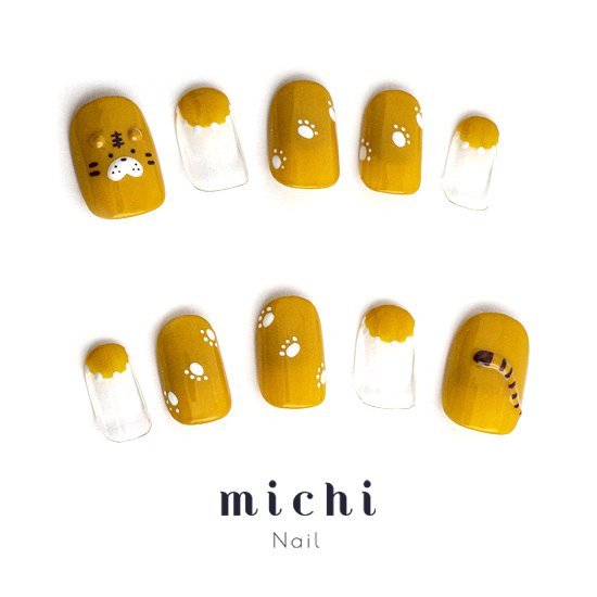 ぷっくりとらネイル michinail ネイルチップ ミチネイル ネイル つけ爪 ハンドメイドネイル ショートネイル ニュアンスネイル ブライダルネイル 成人式ネイル