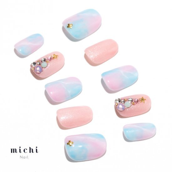 GIRLSクリスマスネイル michinail ネイルチップ ミチネイル ネイル つけ爪 ハンドメイドネイル ショートネイル ニュアンスネイル ブライダルネイル 成人式ネイル