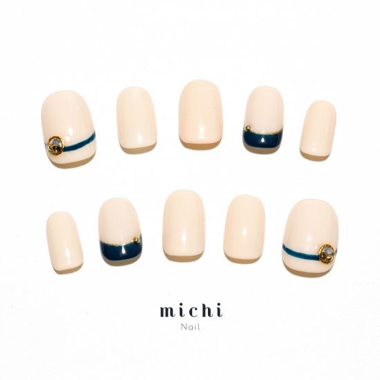 上品な通勤ネイル michinail ネイルチップ ミチネイル ネイル つけ爪 ハンドメイドネイル ショートネイ..