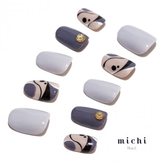 グレーなプッチ柄ネイル michinail ネイルチップ ミチネイル ネイル つけ爪 ハンドメイドネイル ショートネイル ニュアンスネイル ブライダルネイル 成人式ネイル