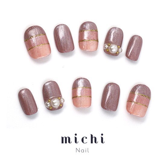 グラデーションカラーのナチュラルボーダーネイル michinail ネイルチップ ミチネイル ネイル つけ爪 ハンドメイドネイル ショートネイル ニュアンスネイル ブライダルネイル 成人式ネイル