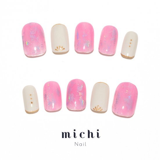 シアーピンクのホイルネイル michinail ネイルチップ ミチネイル ネイル つけ爪 ハンドメイドネイル ショートネイル ニュアンスネイル ブライダルネイル 成人式ネイル
