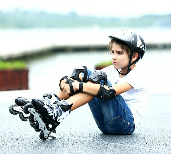 ����饤�� �������ȡ�A�˻Ҷ��� BAIBO INLINE SKATE KID'S ���륦������ �Ҷ� ���å� ����˥� ������Ĵ���� LED �ۥ����� ���� ������ �����顼�֥졼�� �����顼�������� �����ܡ� ������ S/M/L HOWTO���� �ץ쥼��� 18cm����26.5cm