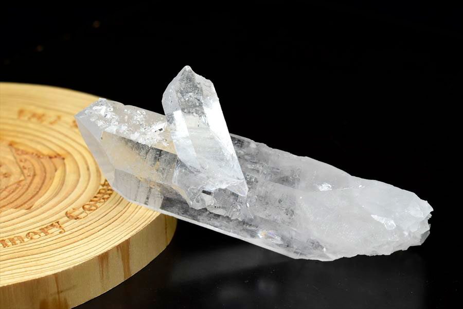 アーカンソー 水晶 ポイント 原石 ●アメリカ・アーカンソー州産 ● 約62.5g 水晶｜シングルポイント｜六角柱｜単結晶｜アーカンソー産｜原石｜天然石｜パワーストーン｜ブレスレット等の浄化に ■39ショップ■48