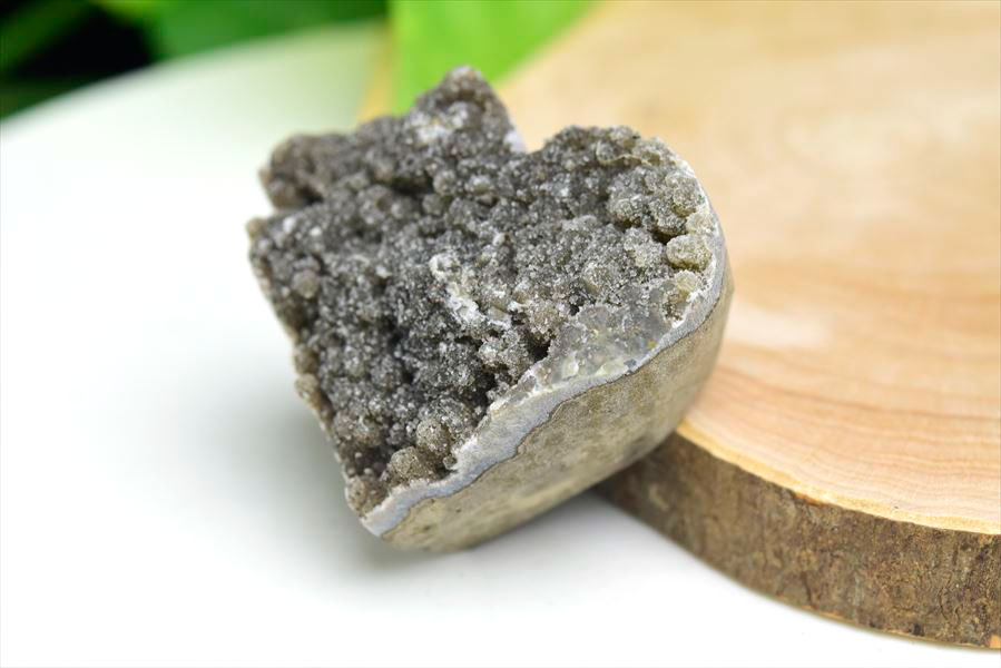 アメジスト ハート型 クラスター◆ウルグアイ・アルティガス産◆【約56.9g】紫水晶｜アメジスト｜アメシスト｜ハート｜クラスター｜原石｜群晶｜置物｜ウルグアイ産｜プレゼント｜インテリア｜天然石｜パワーストーン｜ ■39ショップ■