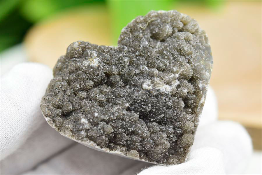 アメジスト ハート型 クラスター◆ウルグアイ・アルティガス産◆【約56.9g】紫水晶｜アメジスト｜アメシスト｜ハート｜クラスター｜原石｜群晶｜置物｜ウルグアイ産｜プレゼント｜インテリア｜天然石｜パワーストーン｜ ■39ショップ■