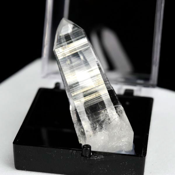 コロンビア水晶 コロンビアレムリアン 単結晶 原石 コロンビア・ペニャス...