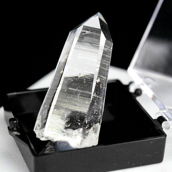 コロンビア水晶 コロンビアレムリアン 単結晶 原石 コロンビア・ペニャス...