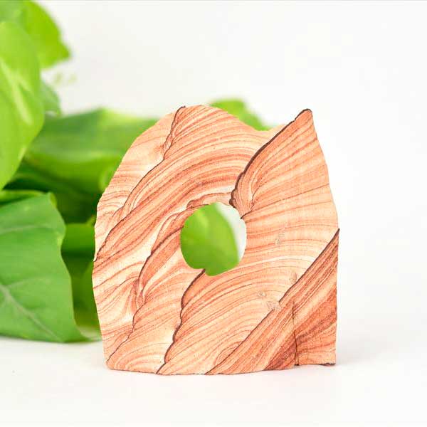 Rakuten - サンドストーン ナバホストーン 置物 【アメリカ・アリゾナ州産】【約252.5g】砂岩｜ナバホストーン｜サンドストーン｜アリゾナ｜モニュメントバレー｜オブジェ｜カットベース｜天然石 ■39ショップ■